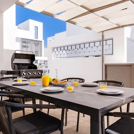 St Nicholas Luxury 3-bed * Paralimni