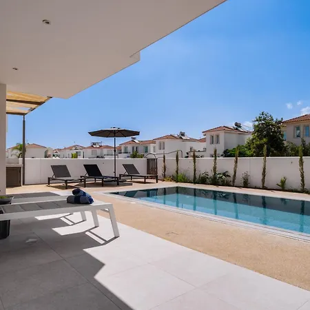 St Nicholas Luxury 3-bed 빌라 파라림니