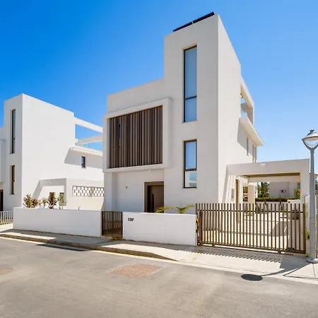 빌라 St Nicholas Luxury 3-bed *